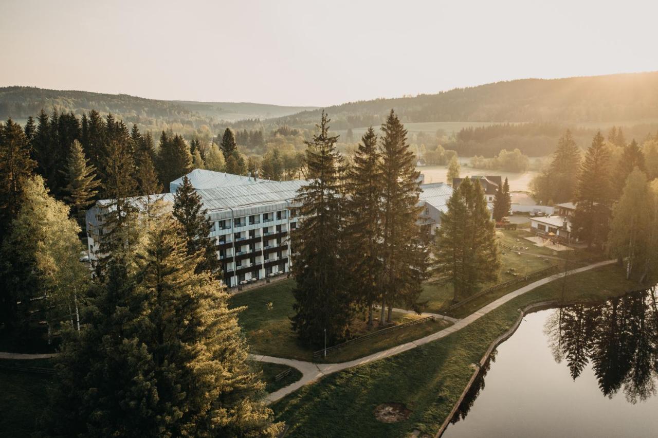 Orea Resort Devet Skal Vysocina Snezne (Pardubice) Exterior foto